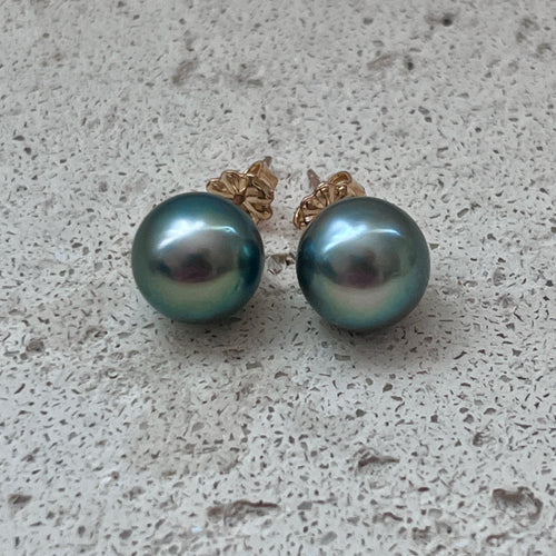 9.6MM VIBRANT GREEN TAHITIAN PEARL STUDS GF (E39)