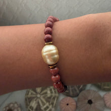 GOLDEN SOUTH SEA GOLDSTONE BRACELET M/L (B8)