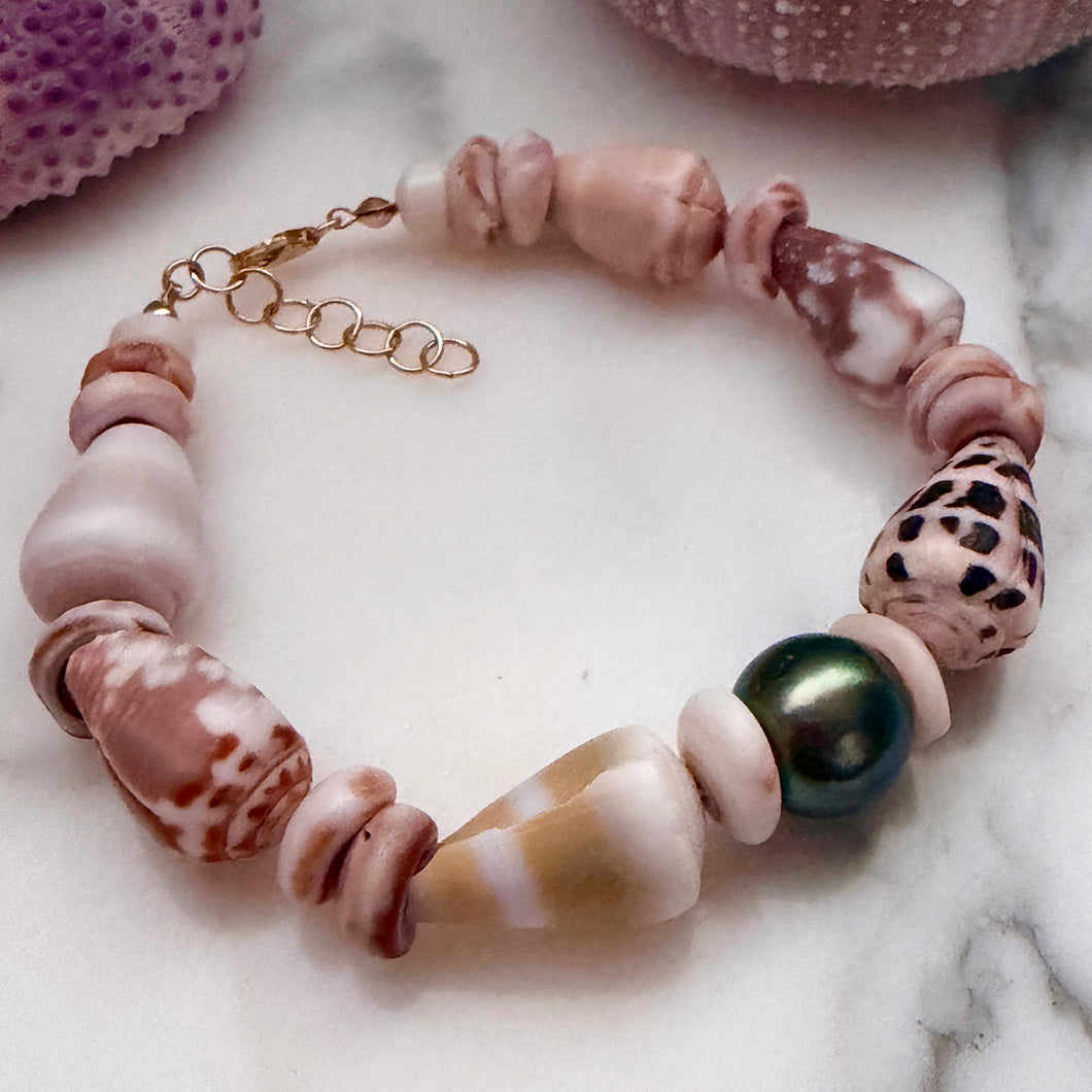 PEACOCK TAHITIAN MERMAID BRACELET ADJ (B1)