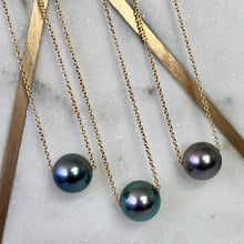 CLASSIC FLOATING PEARL NECKLACE (TAHITIAN PEARL)