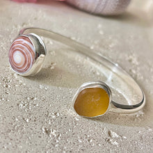 HONEY SEA GLASS & PUKA SWIRL BEZEL CUFF SS M/L (B29)