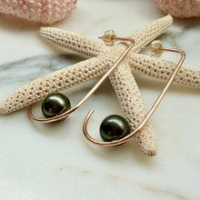 TAHITIAN PEARL SWOOP EARRINGS GF (E3)