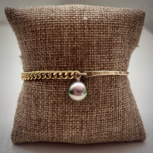 LUSTROUS PEACOCK TAHITIAN TEXTURED BANGLE BRACELET MED GF (B30)