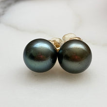 CLASSIC TAHITIAN PEARL STUDS GF 9.4MM (E23)