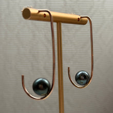 BLUE GREEN TAHITIAN PEARL SWOOP EARRINGS GF (E2)