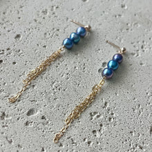 TRIPLE PEACOCK BLUE FRESHWATER KESHI EARRINGS GF (E5)