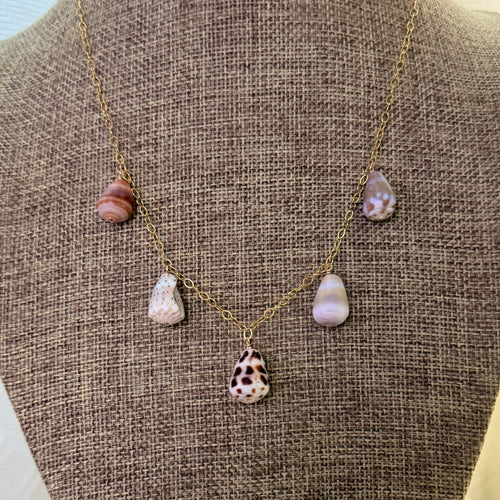 5X CONE SHELL STATION NECKLACE 17