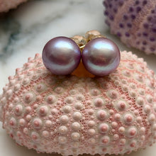 LAVENDER EDISON PEARL STUDS 10.1MM GF (E18)