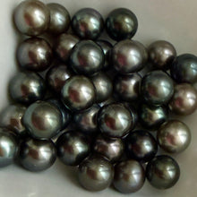 TAHITIAN PEARL STUDS 9MM-9.9MM