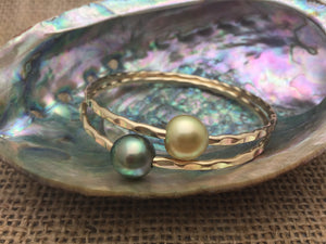 GOLDEN SOUTH SEA PEARL BANGLE